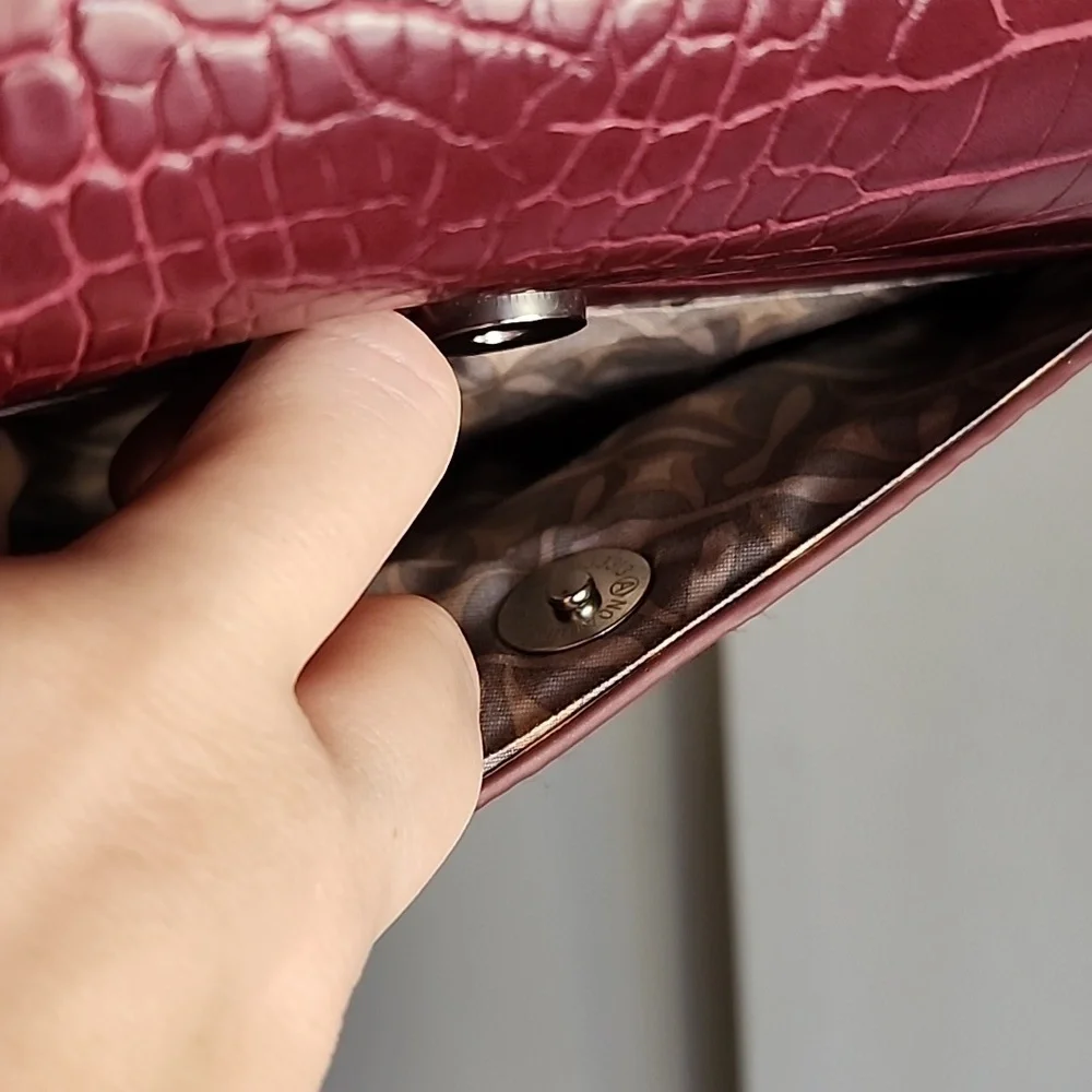 "CXL By Christian Lacroix" Croc Skin Purse โค๏ธ - Picture 4 of 12